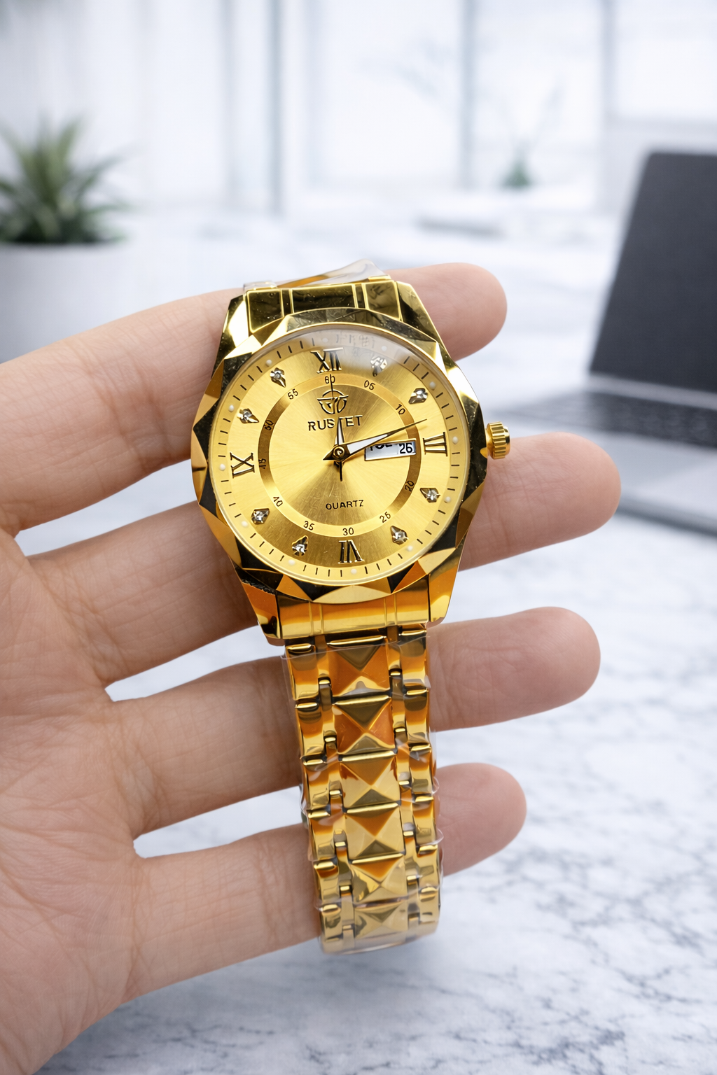 HOURSLY Golden Crest – Quartz Watch
